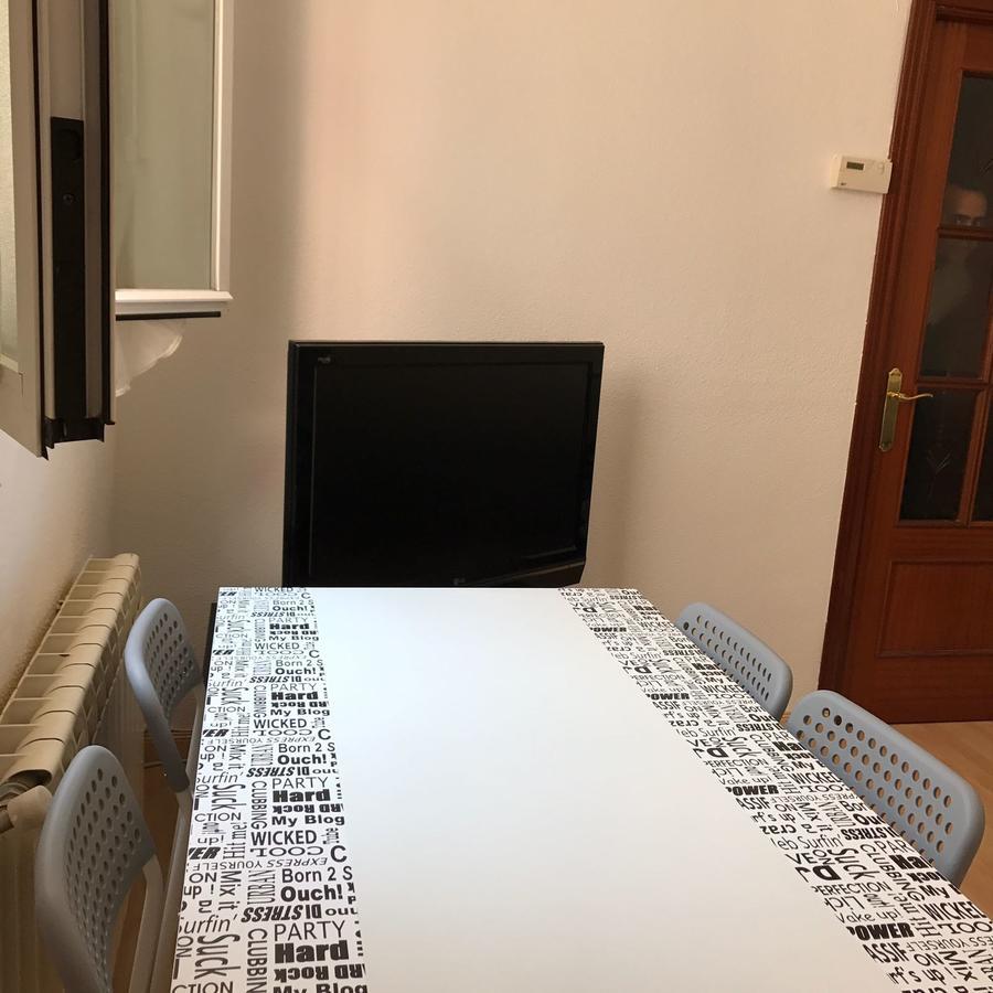 Latina Apartment Мадрид Екстериор снимка