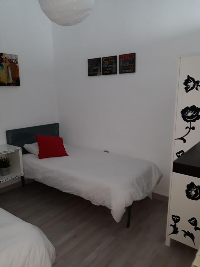 Latina Apartment Мадрид Екстериор снимка