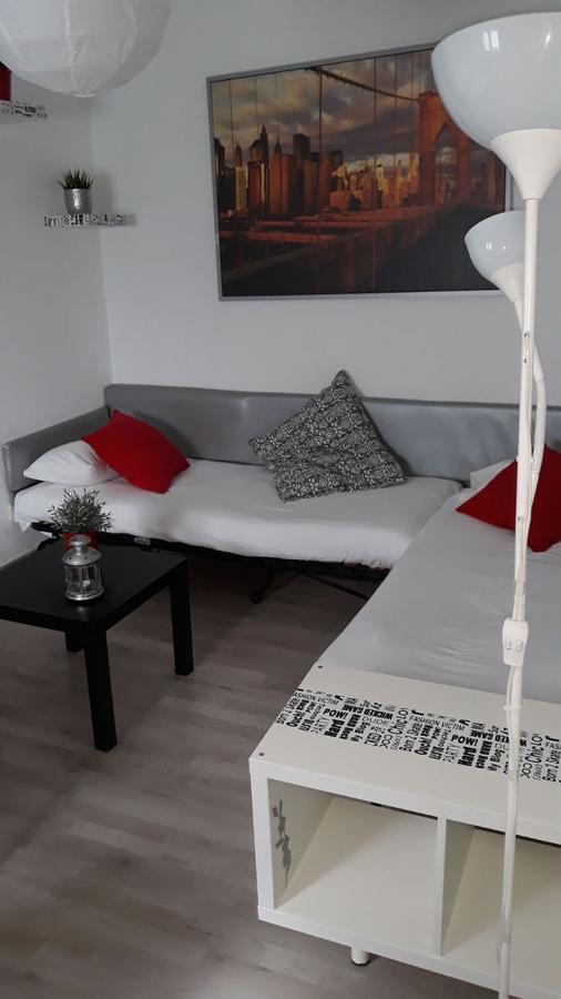 Latina Apartment Мадрид Екстериор снимка