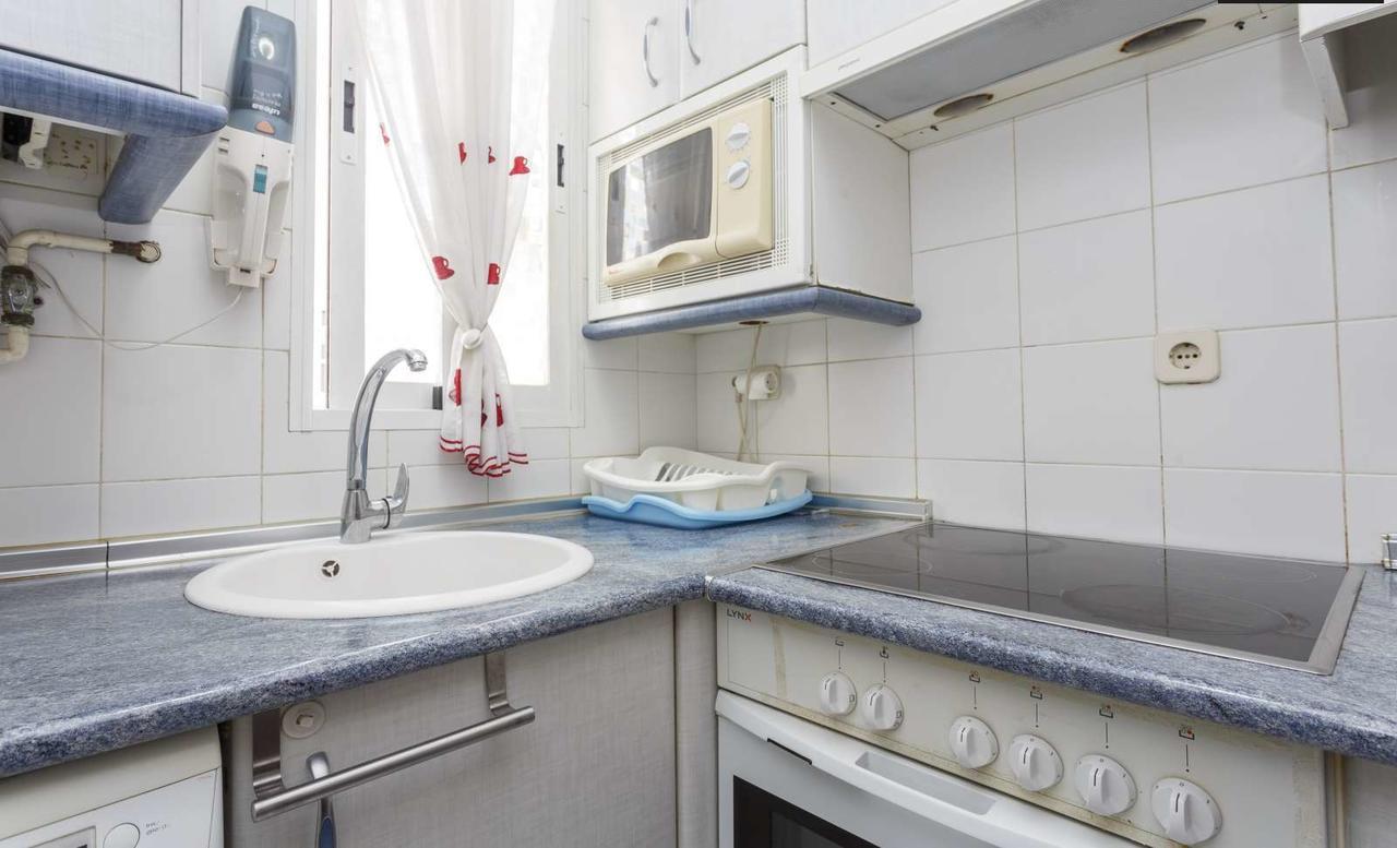 Latina Apartment Мадрид Екстериор снимка