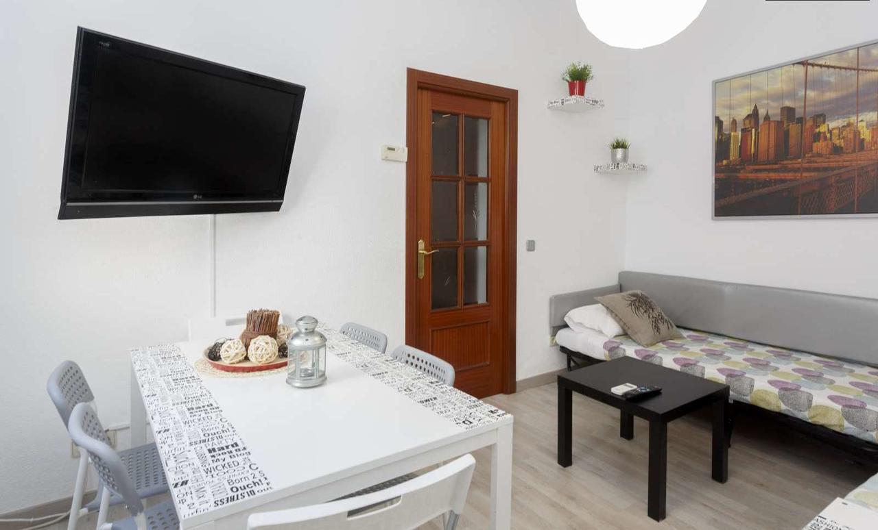 Latina Apartment Мадрид Екстериор снимка