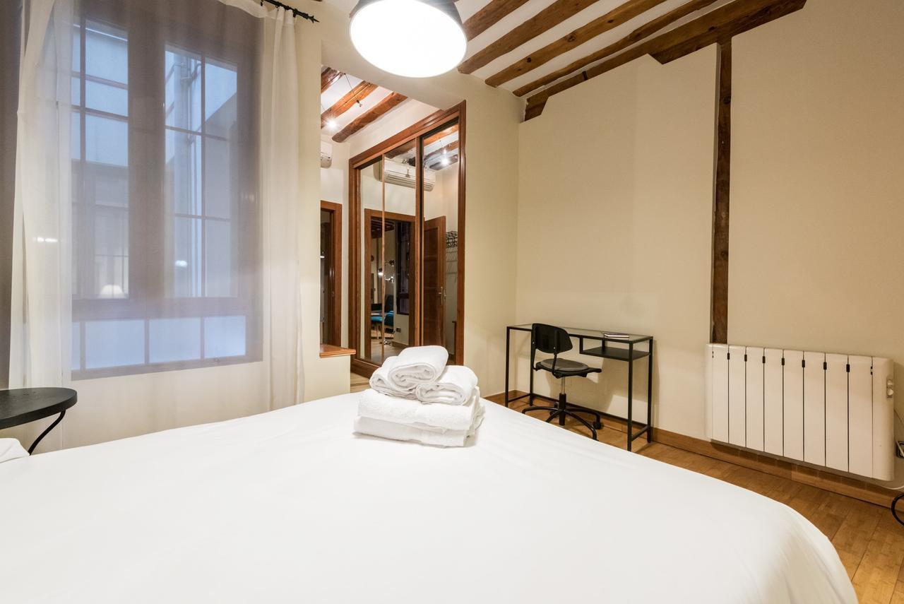 Latina Apartment Мадрид Екстериор снимка
