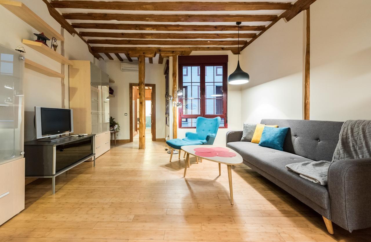 Latina Apartment Мадрид Екстериор снимка